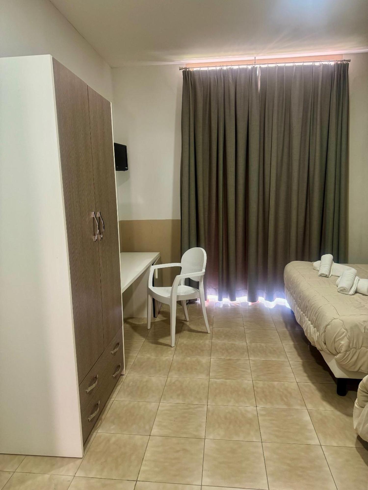 Hotel Il Santuario - ปอมเปอี ภายนอก รูปภาพ