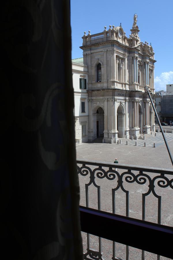 Hotel Il Santuario - Pompei ปอมเปอี ภายนอก รูปภาพ