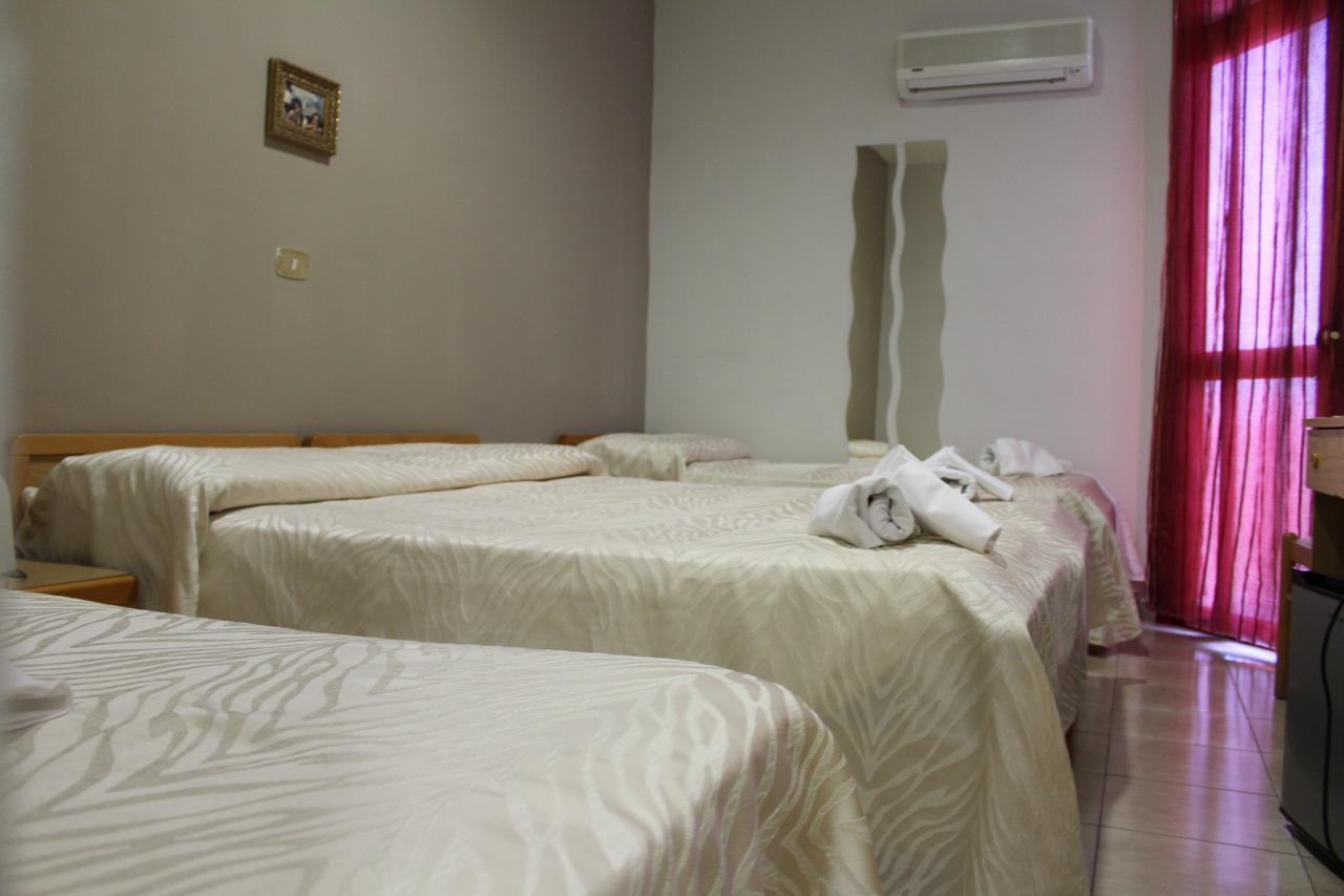 Hotel Il Santuario - ปอมเปอี ภายนอก รูปภาพ